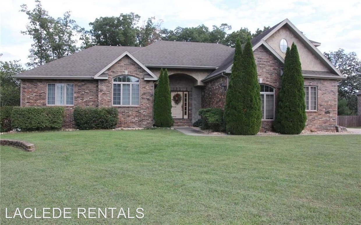 2444 Copperwood Dr, Lebanon, MO 65536 House Rental in Lebanon, MO