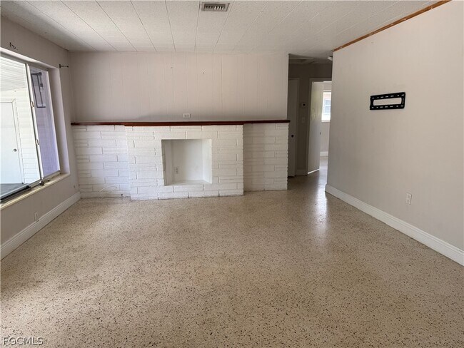 Foto del edificio - 2953 Magnolia St