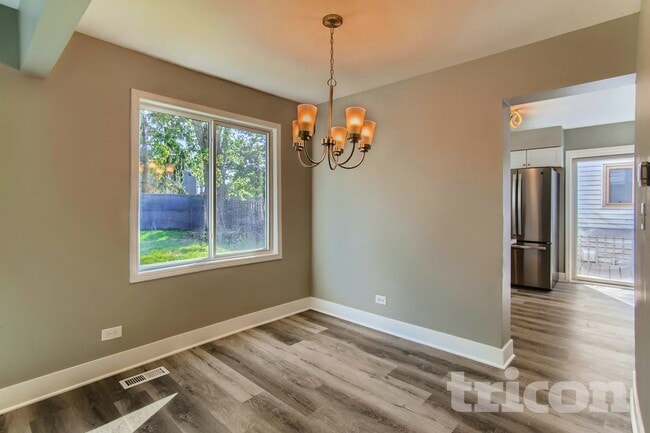 Foto del edificio - 1665 Trafalgar Ln