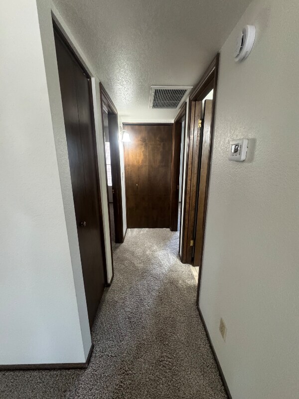 Foto del edificio - 865 W 8th Pl