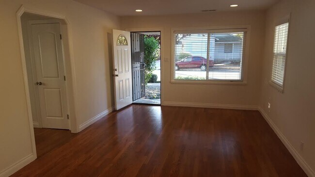 Photo - Updated Duplex Unit in West San Jose! Townhome