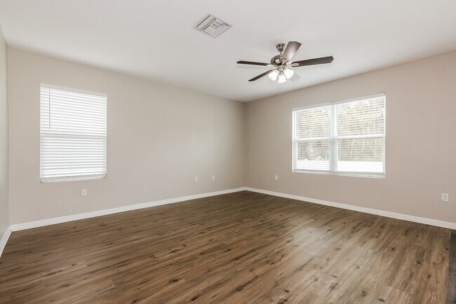 Building Photo - 1806 Greenwood Valley Dr