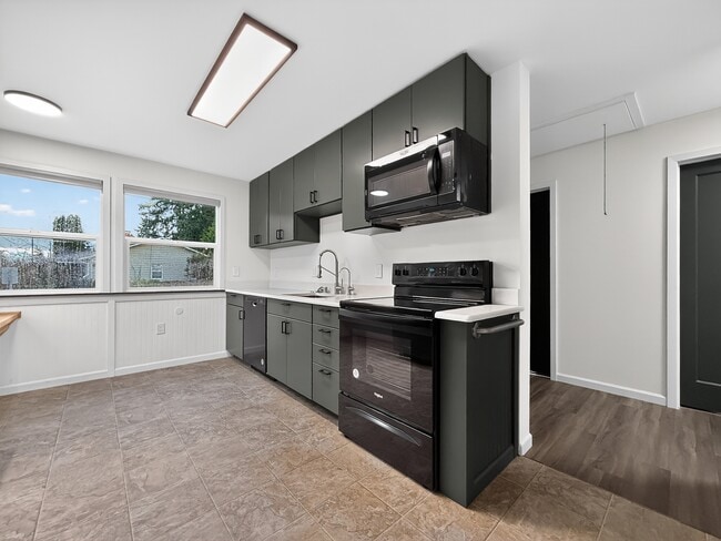 Foto del edificio - 12705 Evanston Ave N