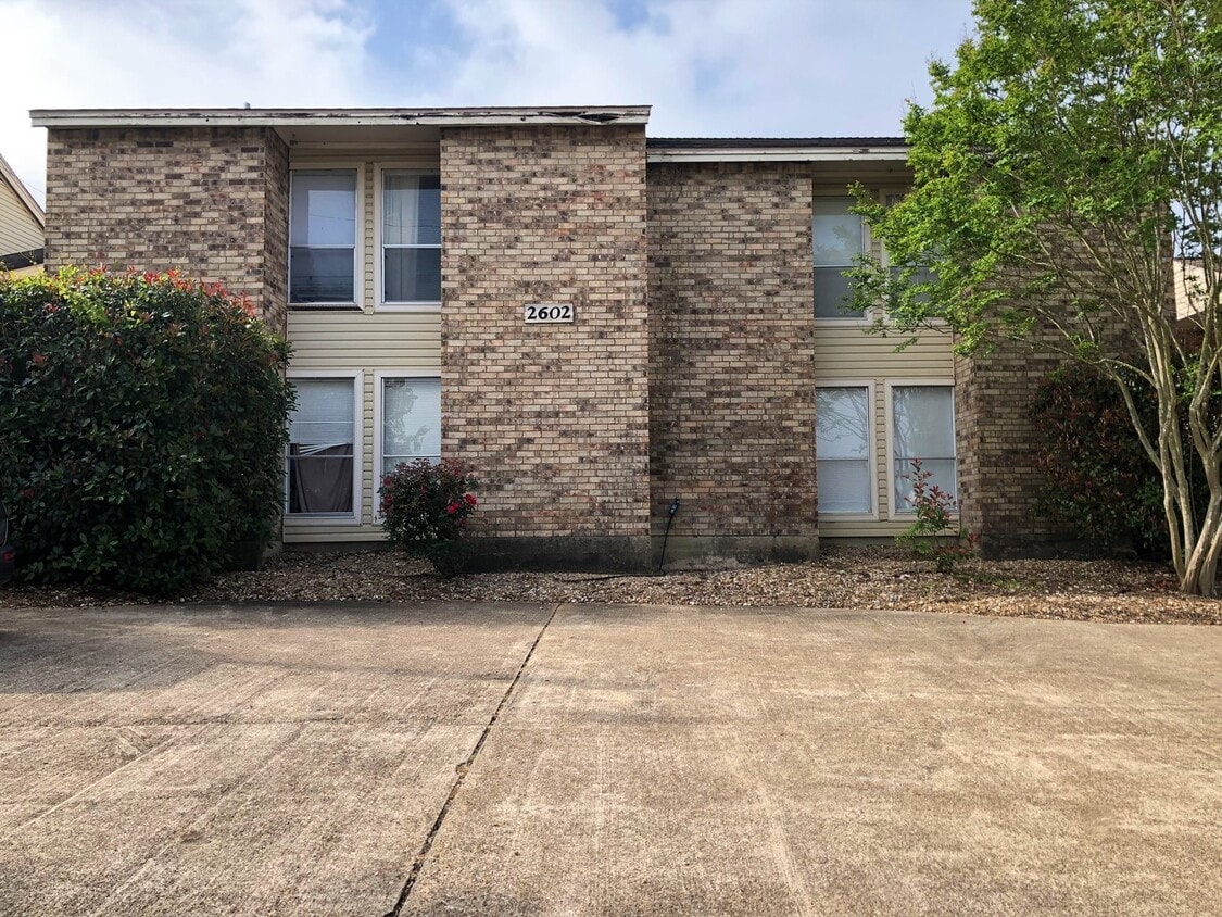 Photo - 2602 Pecan Knoll St (Bryan, TX)