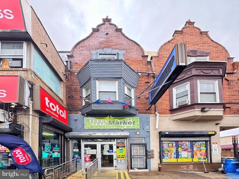 Foto principal - 2102 S Broad St
