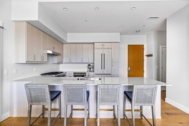 Foto del edificio - 10 Shipyard Dr