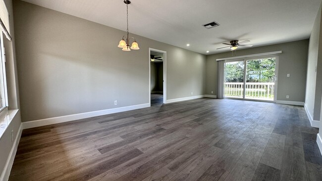 Building Photo - 13586 Sabal Palm Ct