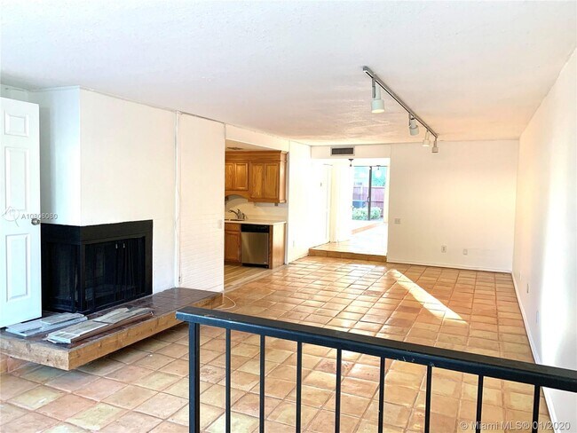 Building Photo - 6634 SW 114th Pl