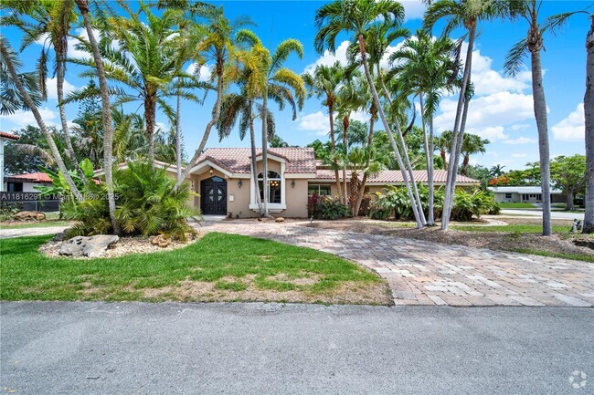 Building Photo - 7405 SW 134th St