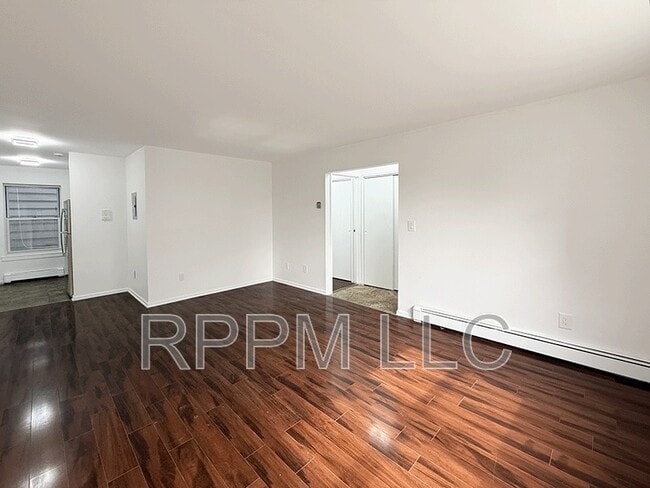Photo - 19 Van Rensselear St #2 Apartment