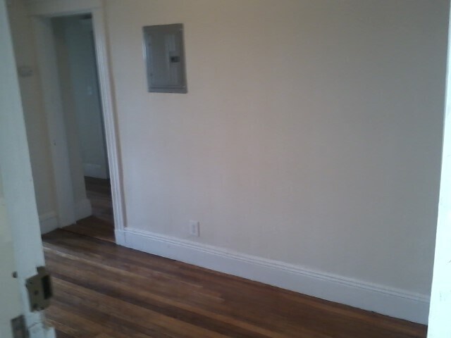 Building Photo - 23 Egremont Rd