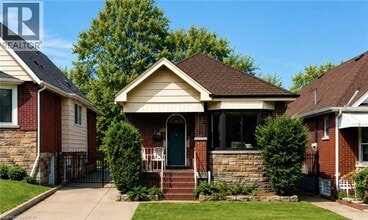 Building Photo - 278 Huxley Ave S