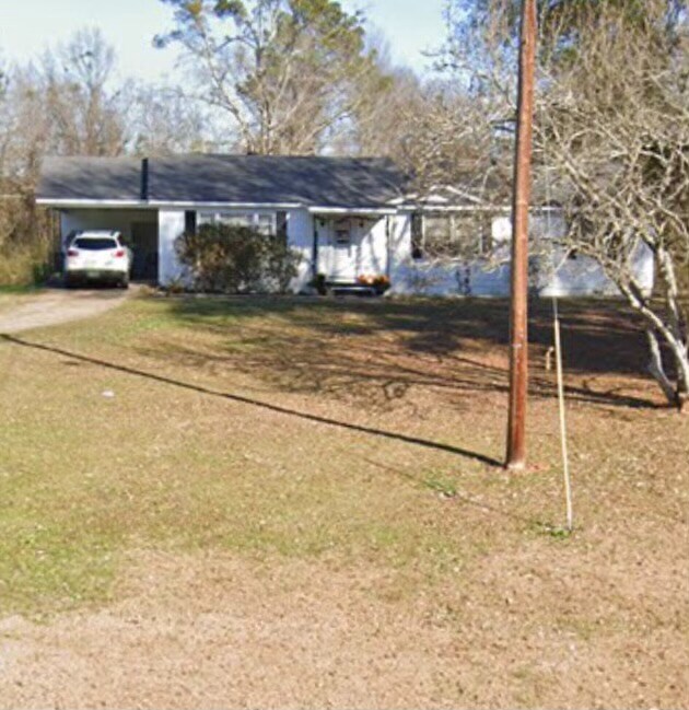 Primary Photo - 580 Brecon Access Rd