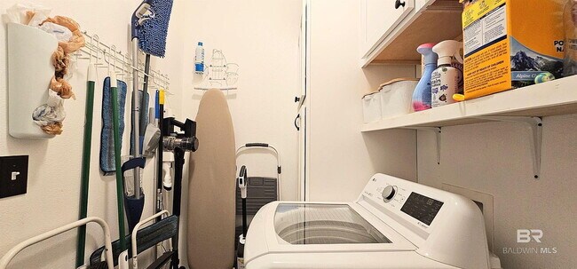 Foto del edificio - Single Family Home For Rent
