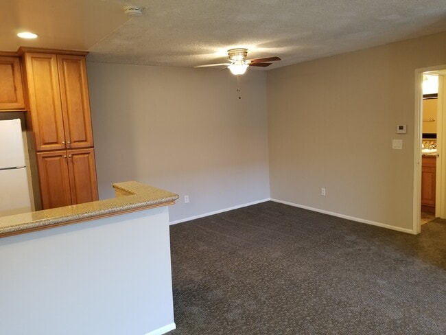 Foto del edificio - 2521 W Sunflower Ave