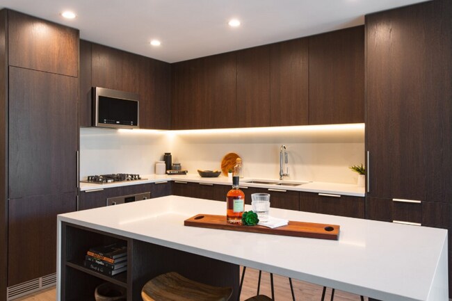 Foto del edificio - 102 W Hill St