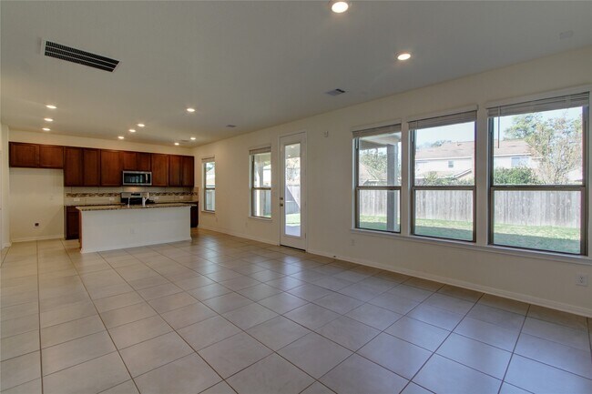 Foto del edificio - 4006 Shady Palmetto Dr