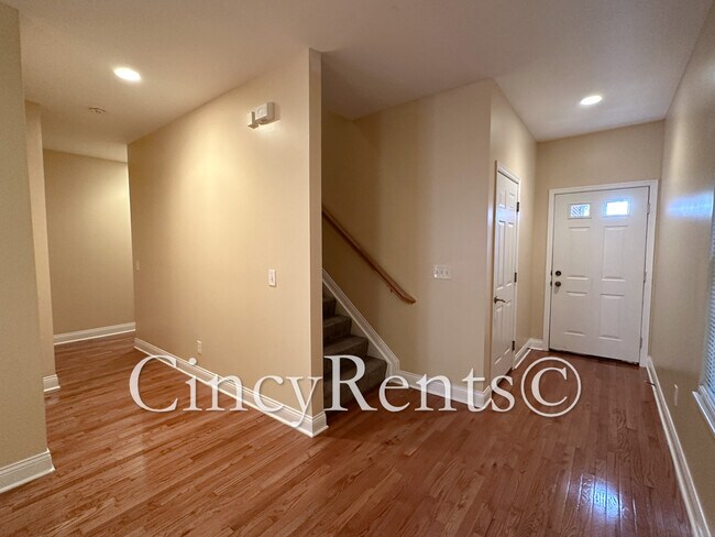 Building Photo - 2931 Eden Ave