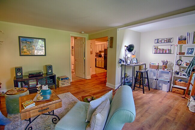 Foto del edificio - 132 Claremont Rd