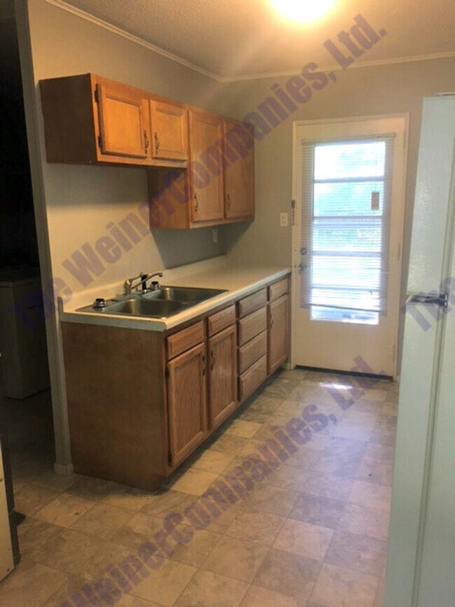 Foto del edificio - Sublease Available for Move in July 22!