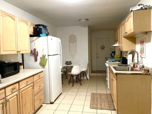 Foto del edificio - OLD TOWN YUCCA VALLEY 2+1 HOUSE - AVAILABL...