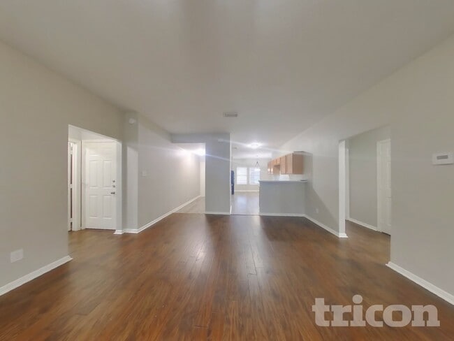 Foto del edificio - 5008 Asia Ln