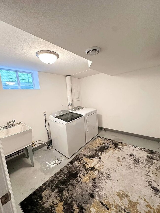 Foto del edificio - 1604 Ross Ave