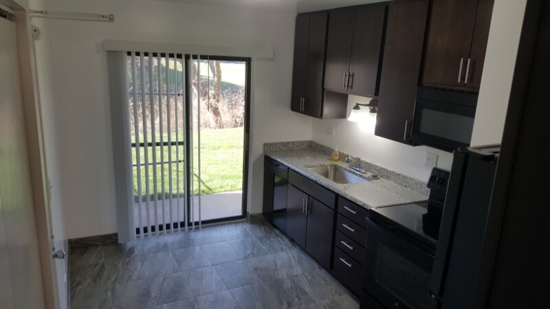 Foto principal - 1851 N Green Ln N