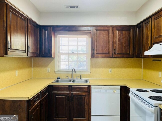 Foto del edificio - 207 Harwell Ave