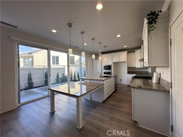 Foto del edificio - 2054 Bluff Rd