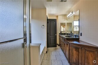 Building Photo - 235 Calvino Ave