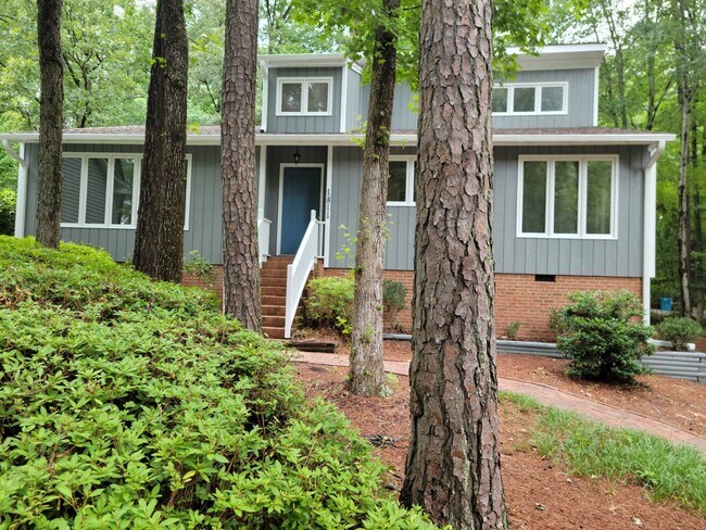 Foto del edificio - Three Bedroom Home!