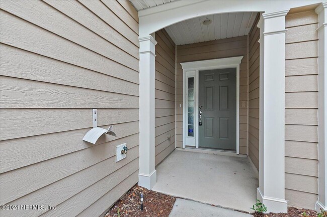 Building Photo - 4217 Crownwood Dr