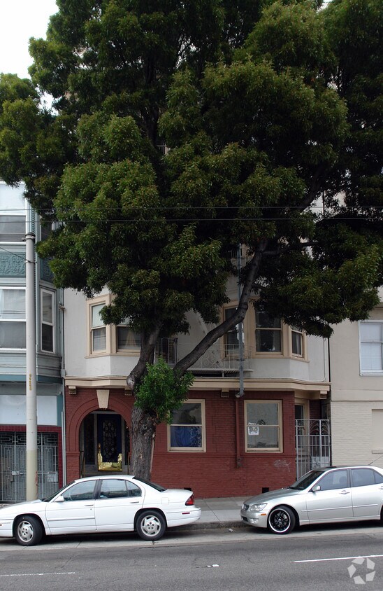 Building Photo - 2418 Van Ness Ave
