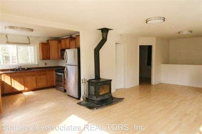 Building Photo - 2033 Chena Hot Springs Rd