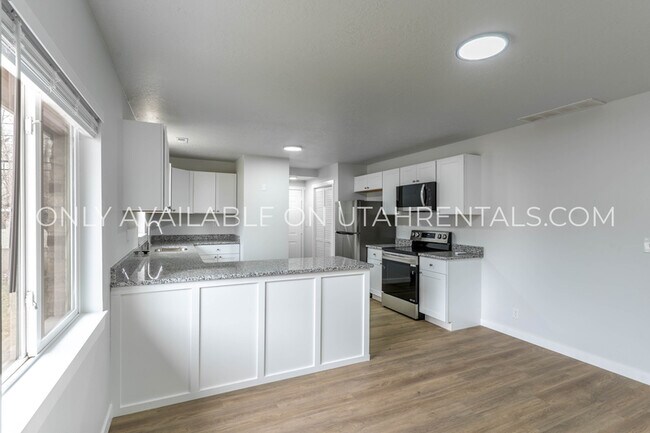 Foto del edificio - 1855 N 550 W