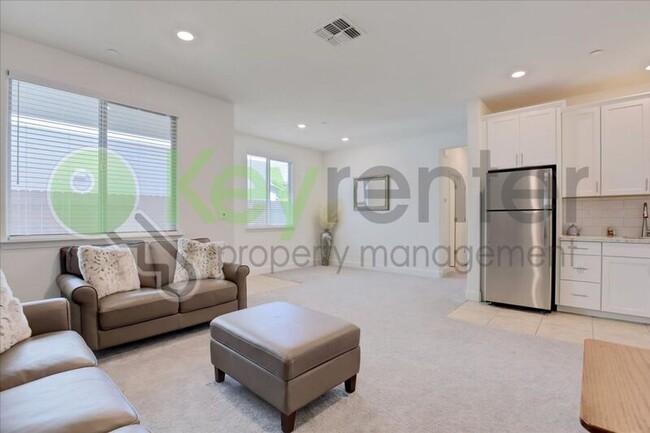Foto del edificio - 5096 Fandango Loop
