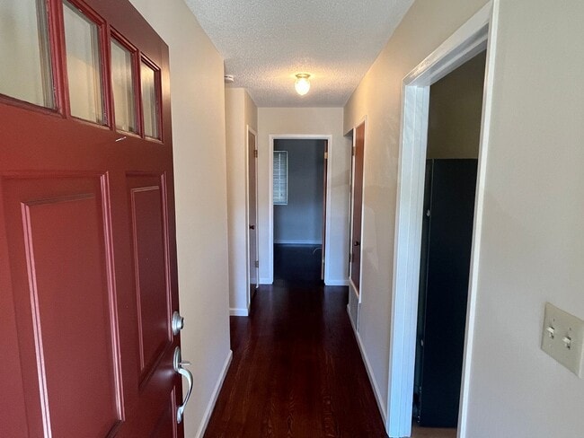 Building Photo - 3-Bedroom San Pablo Home in Tara Hills Nei...