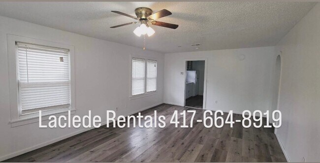 Foto del edificio - 2+ BEDROOM 1 BATHROOM HOUSE FOR RENT