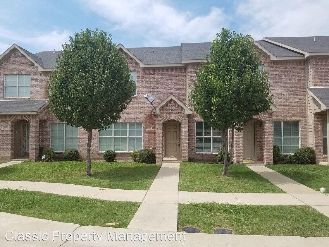 2392 Calendar Ct, Grand Prairie, TX 75050 House Rental in Grand