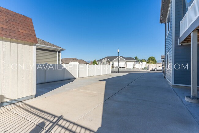 Building Photo - 7046 W 4075 S