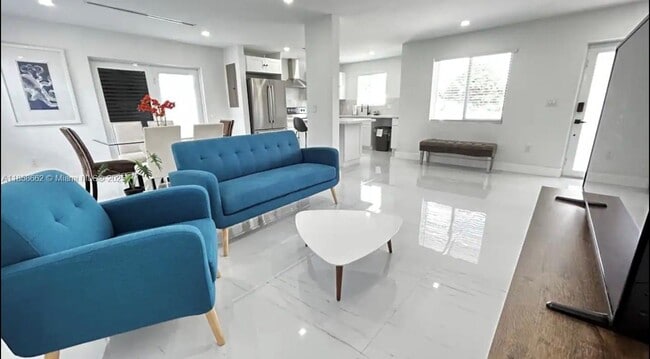 Foto del edificio - 3100 NW 43rd St