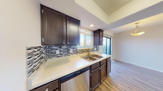 Building Photo - 6684 Proud Eagle Ct