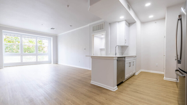 Kitchen and Living Room with Hard Surface Flooring - Kelvin Court