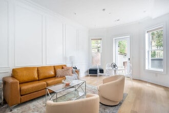 Building Photo - 1735 Q St NW