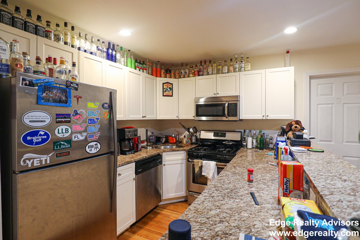 Foto principal - 126 Amory St