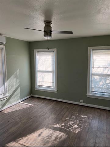 Building Photo - 1614 N Woods St