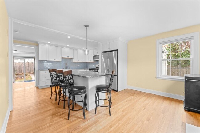 Building Photo - 20 Brae Rd