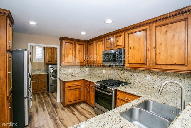 Foto del edificio - 3 br, 2.5 bath Condo - 10180 DEERFIELD BEA...