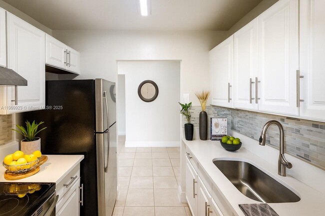 Foto del edificio - 400 NE 1st St